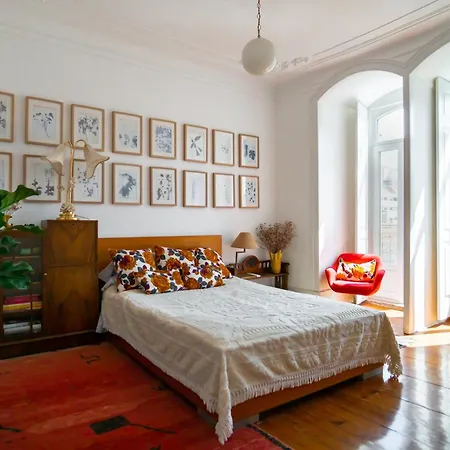 Life In Colour & Art - Charming 3bed Lisbon