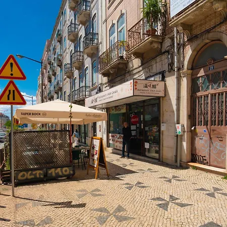 Apartment Life In Colour & Art - Charming 3bed Lissabon